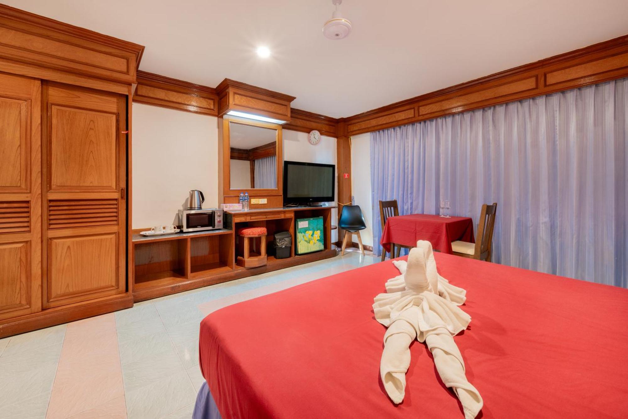 Lamai Hotel Patong Rum bild