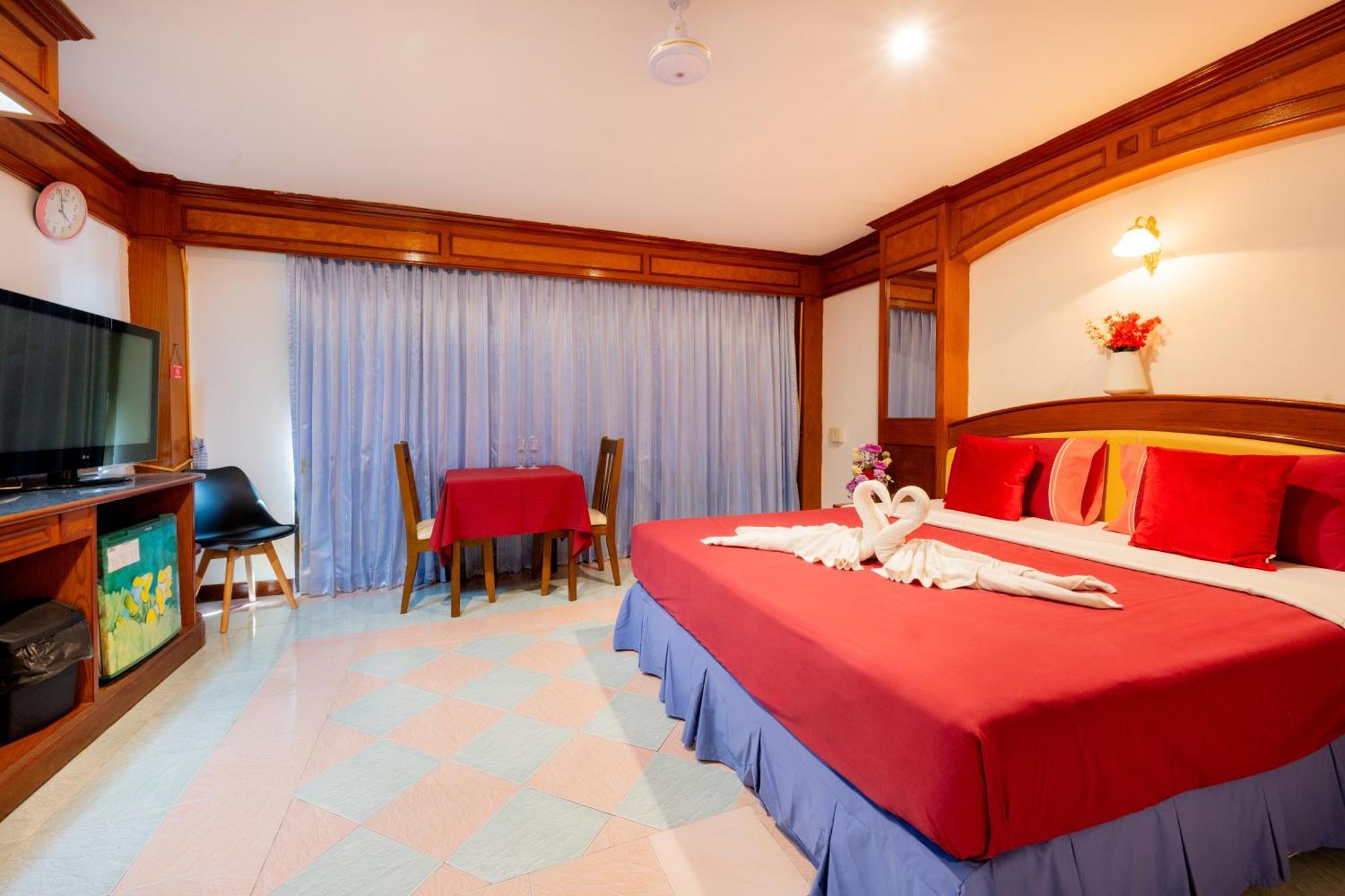 Lamai Hotel Patong Rum bild